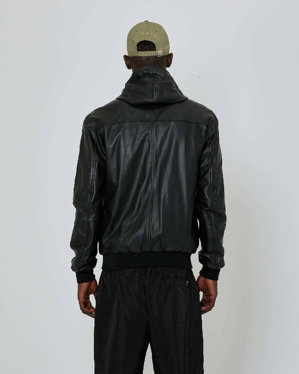 John Richmond Bomber in pelle con cappuccio Convenienza