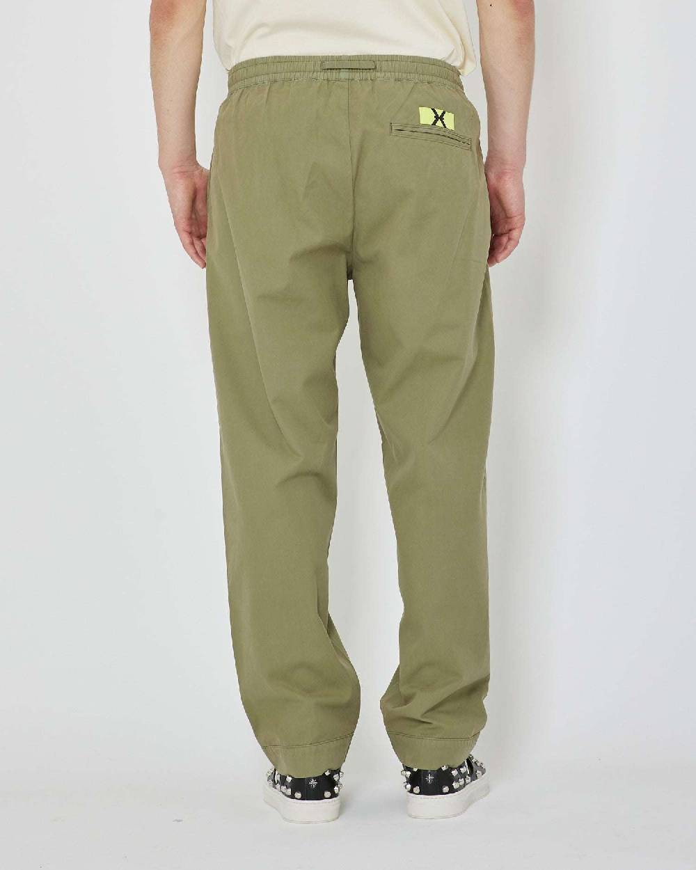 John Richmond Pantaloni con etichetta logata sul retro Spedizione Gratuita