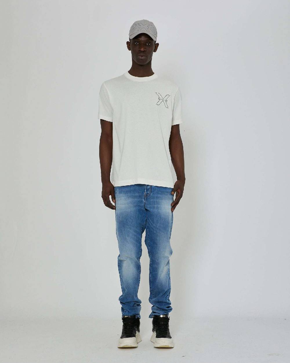 John Richmond T-shirt con logo a contrasto sul davanti Spedizione Gratuita