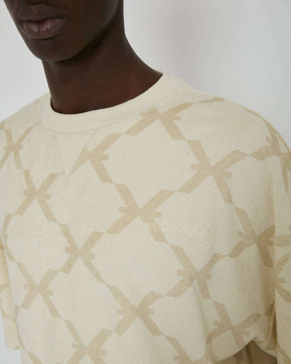 John Richmond T-shirt over con pattern ton sur ton Qualità Garantita