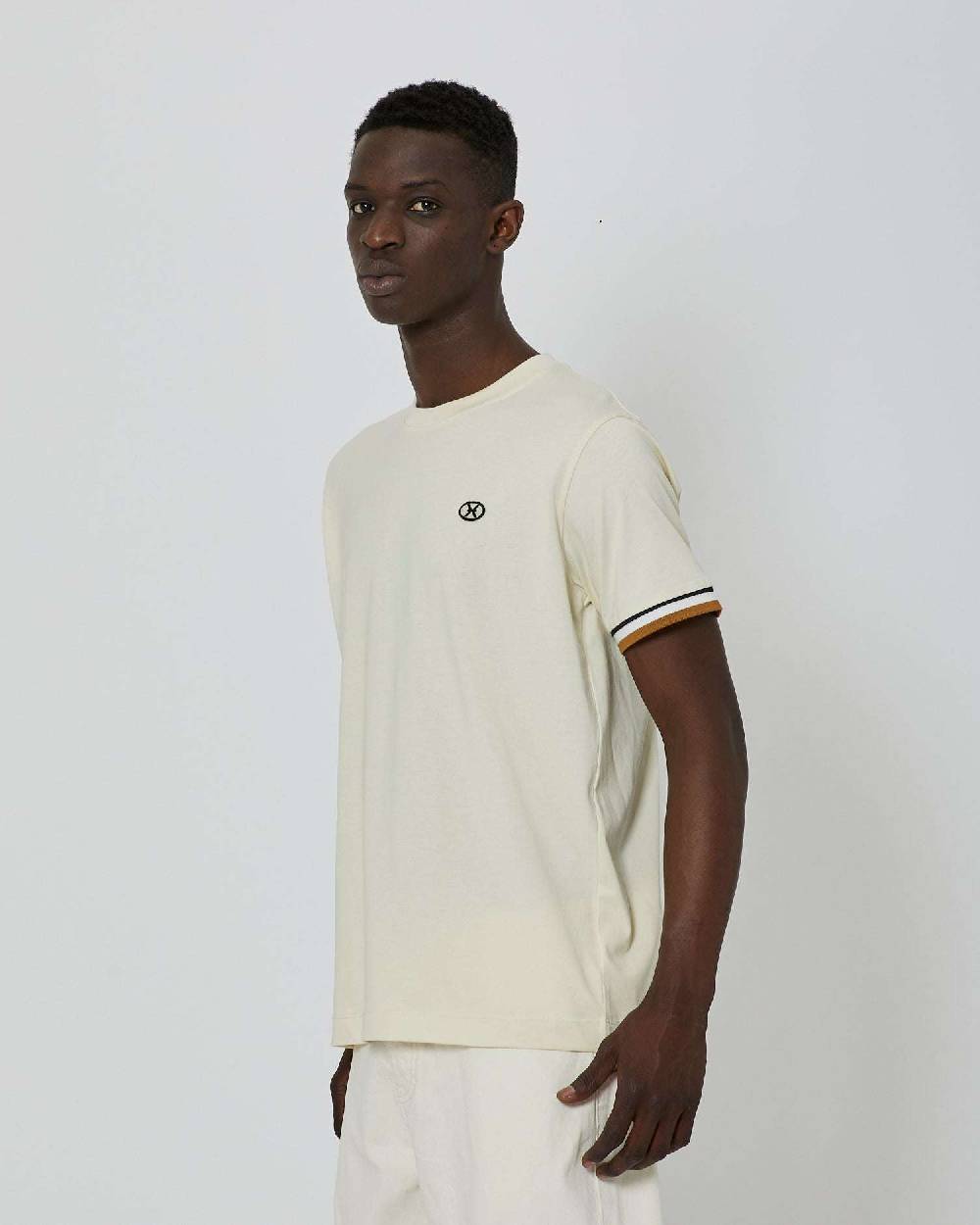 John Richmond T-shirt regolare con logo a contrasto sul davanti Affare Del Giorno