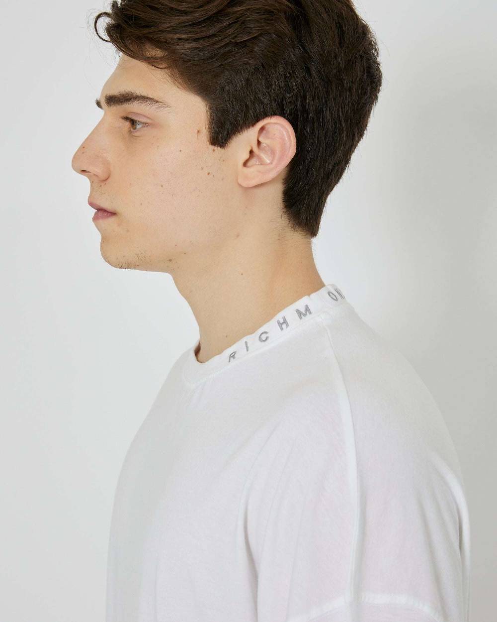 John Richmond T-shirt over con logo sullo scollo Convenienza