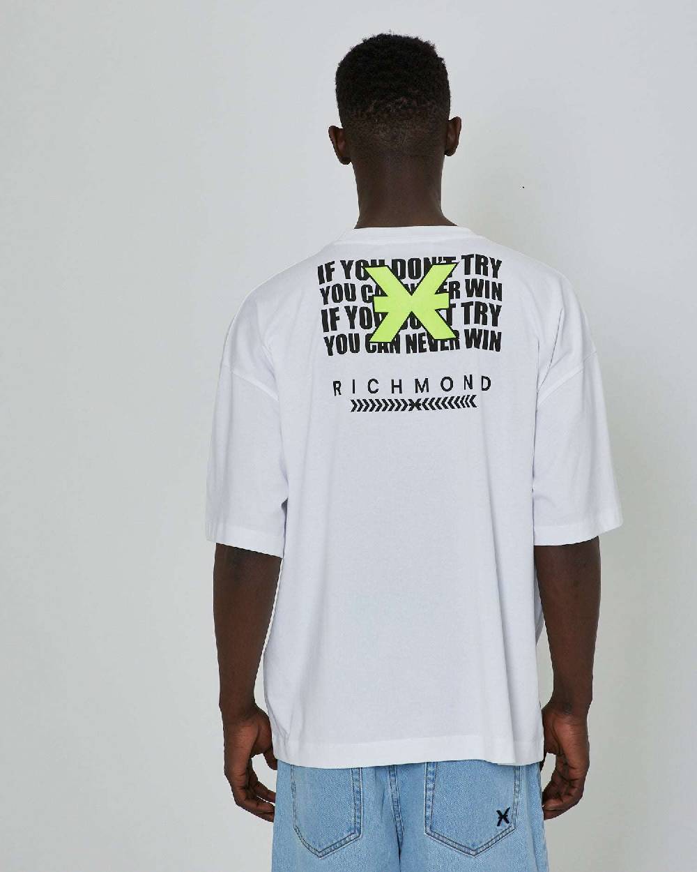 John Richmond T-shirt over con stampa ricamata sul retro In Vendita