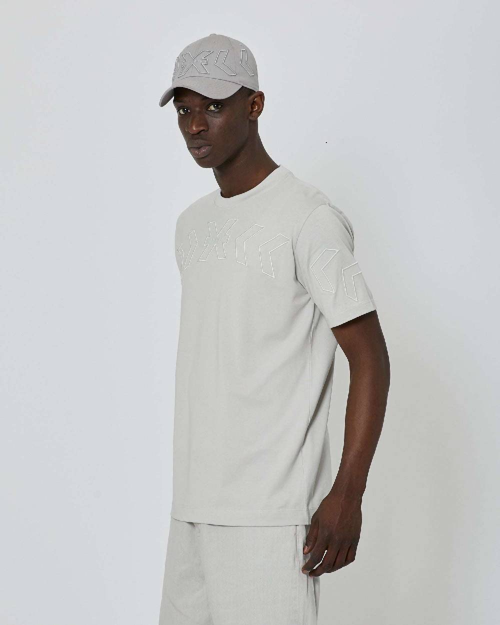 John Richmond T-shirt regolare con stampa ricamata sul davanti Saldi