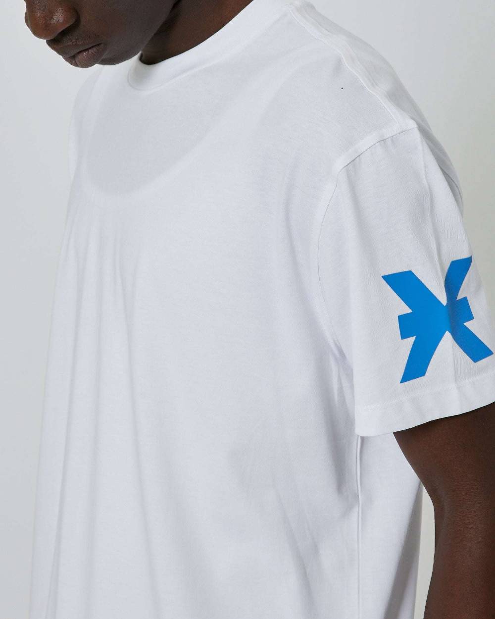 John Richmond T-shirt basic con logo applicato sulla manica Negozi Online