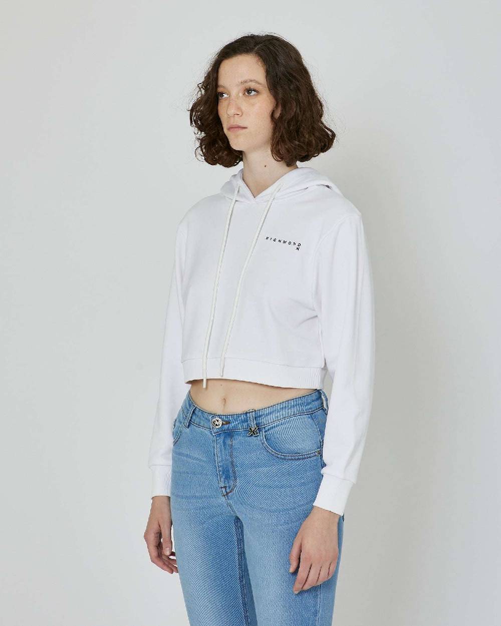 John Richmond Felpa crop con cappuccio e logo Italia