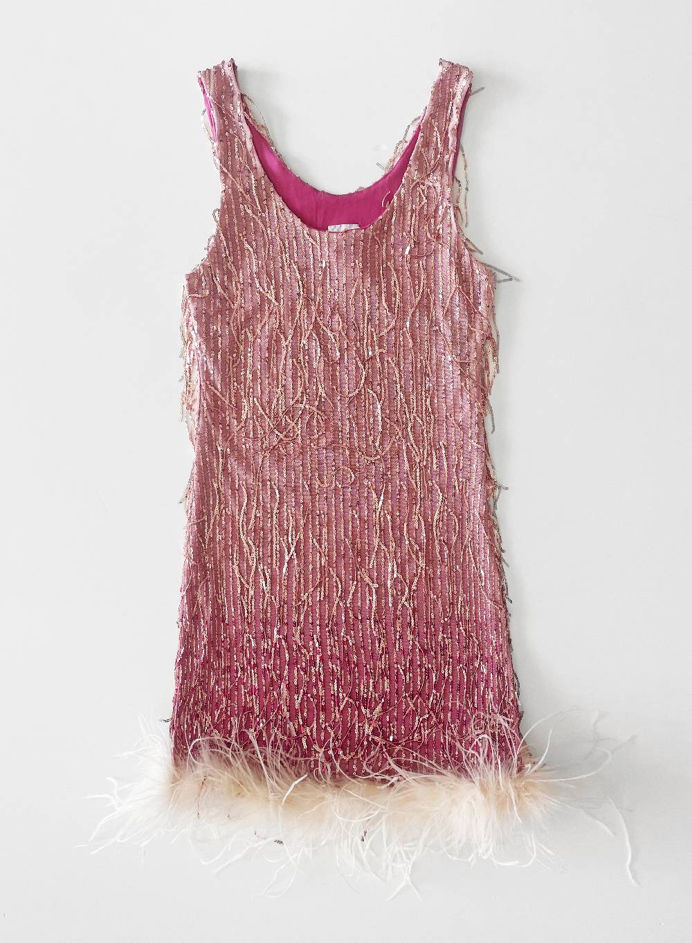 Le Volière DAISY Vestito rosa di paillettes con piume Nuova