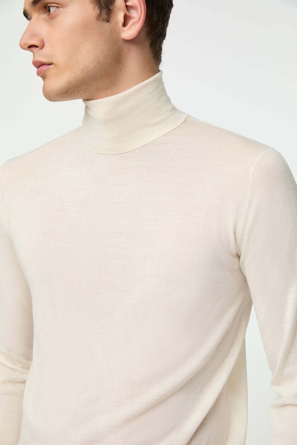 L.B.M. 1911 Maglia dolcevita in lana ultralight bianco latte Maglia dolcevita in lana ultralight bianco latte Affare Del Giorno