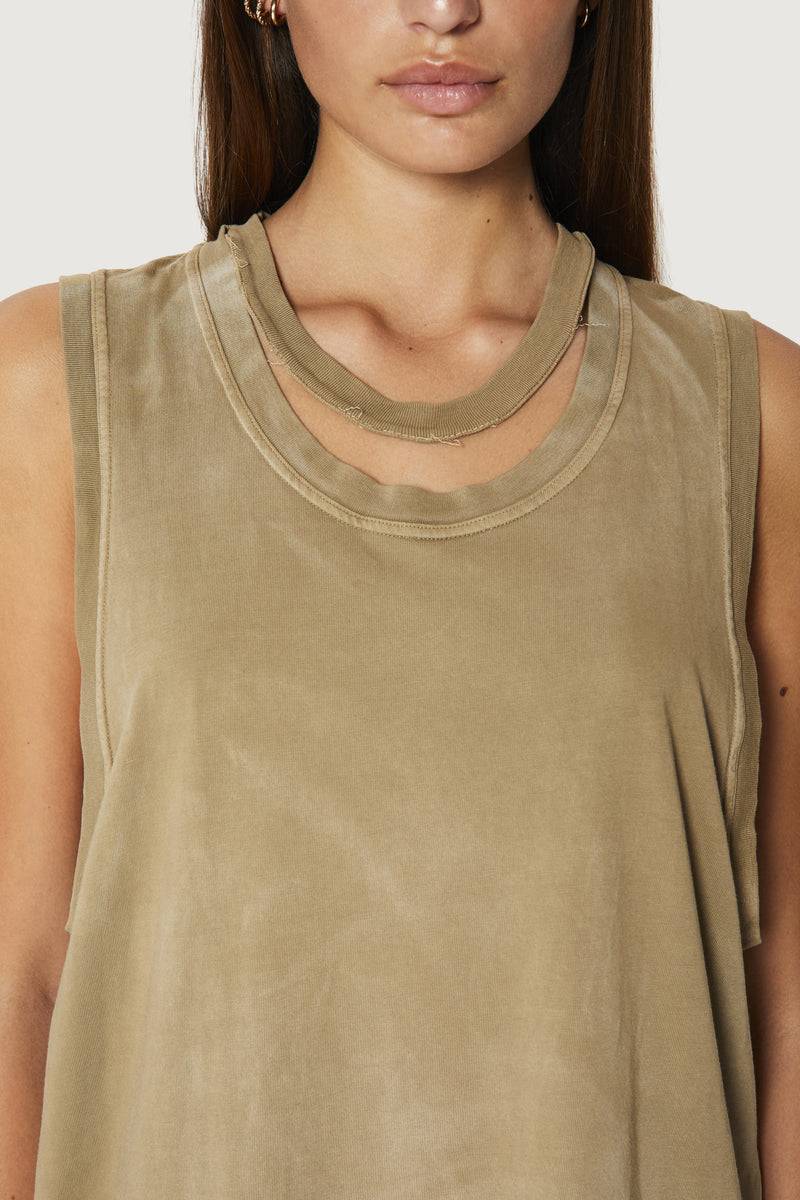 Paura HUGO TANK TOP MUD Soddisfazione Garantita