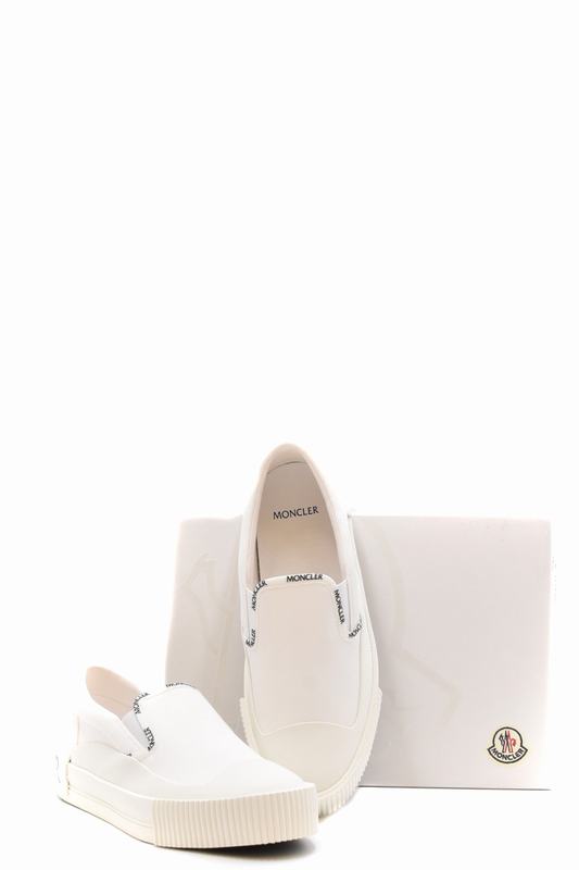 Moncler Sneakers Codice prodotto: 4B00010-M1511 001 In Saldo