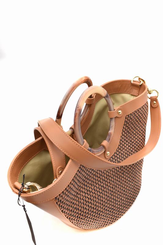 Avenue 67 A tracolla Codice prodotto: ESTER AF061A0291 009 Offerta