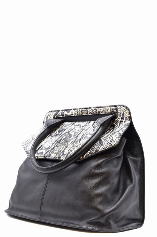MCQ Alexander Mqueen A tracolla Codice prodotto: DEYSI TOTE Fino al 65% di sconto