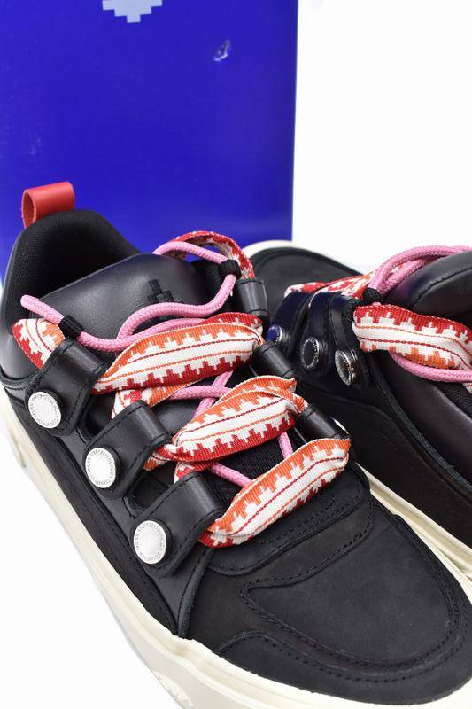 Marcelo Burlon Sneakers Codice prodotto: CMIA097F22LEA001 Nuovo
