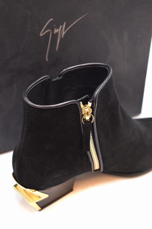 Giuseppe Zanotti Stivali Codice prodotto: I870009 Sostegno trimestrale