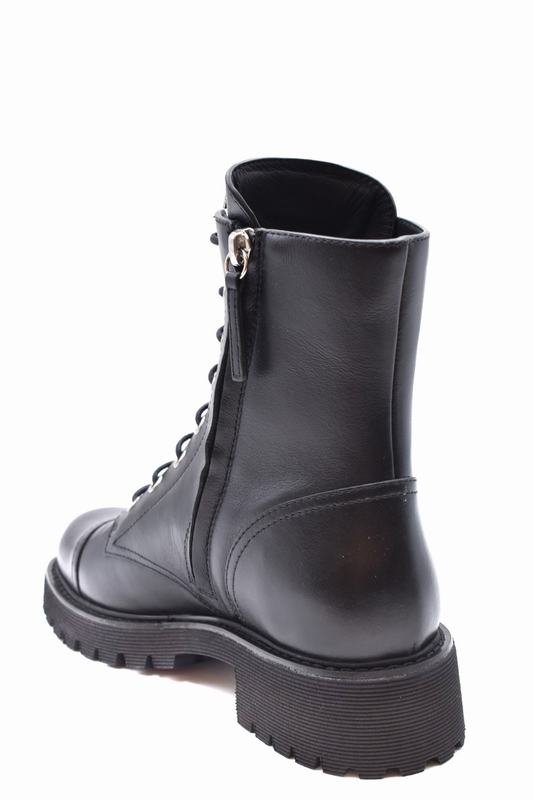 Giuseppe Zanotti Stivali Codice prodotto: I070010 Enormi sconti