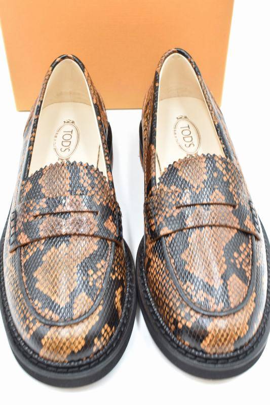 Tod's Mocassini Codice prodotto: XXW76B0BP10THY9999 Acquista Ora