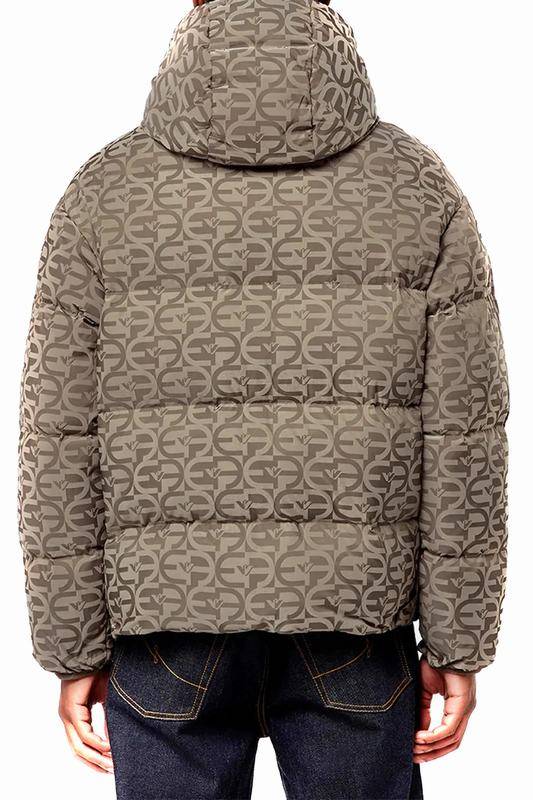 Emporio Armani Piumini Codice prodotto: 6L1BH2 1NLLZ 0177 Fino al 50% di sconto