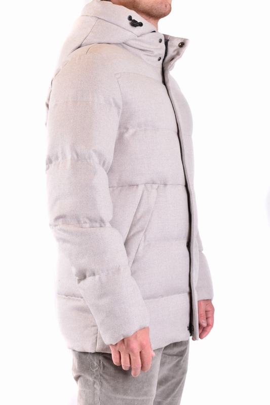 DUNO Piumini Codice prodotto: VIRTUS-PRATO128 Fino al 55% di sconto