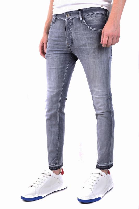 DSQUARED2 Jeans Codice prodotto: S74LB1389 S30503900 Acquista Ora
