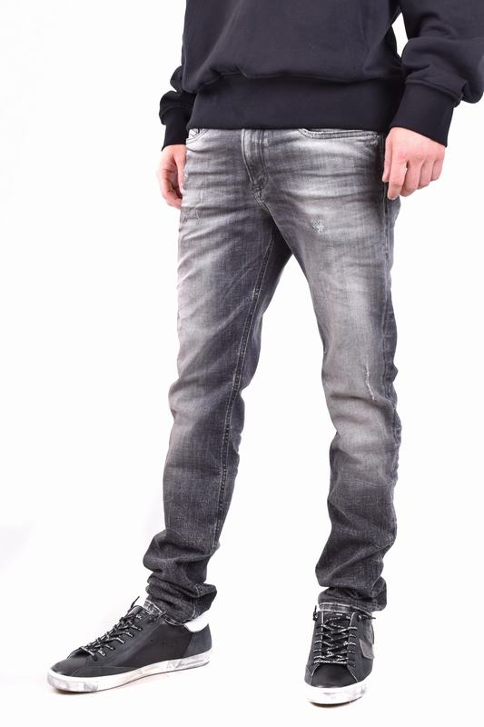 Diesel Jeans Codice prodotto: A03594 09G8602 Novità