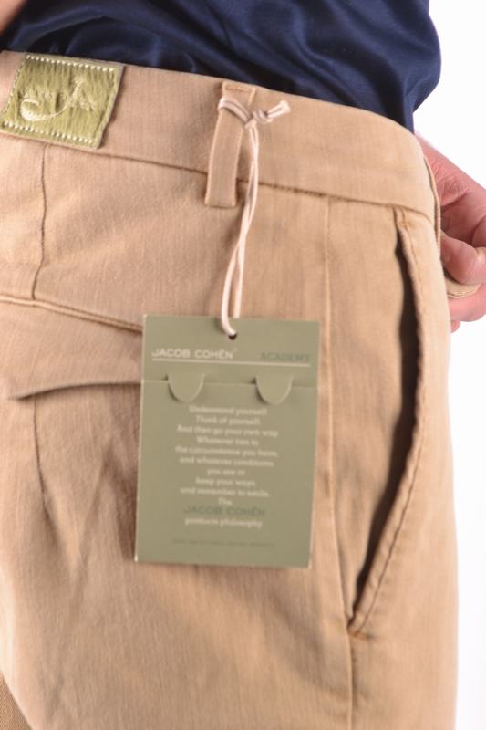 Jacob Cohen Pantaloni Codice prodotto: Sconto