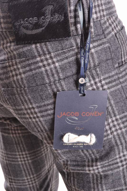 Jacob Cohen Pantaloni Codice prodotto: Offerta