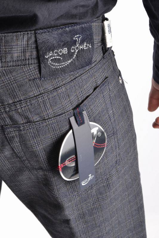 Jacob Cohen Pantaloni Codice prodotto: Economico