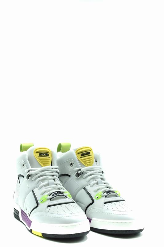 Moschino Sneakers Codice prodotto: MB15604G1G4110A G4110A Online Outlet