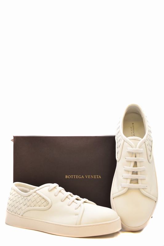 Bottega Veneta Sneakers Codice prodotto: 475167 V0013 9000 Comprane uno, ottenene uno gratis