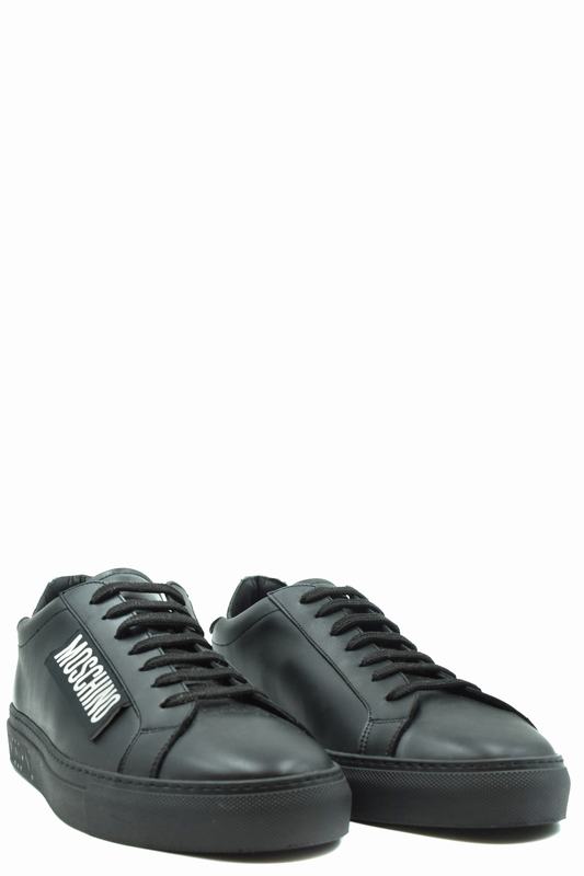 Moschino Sneakers Codice prodotto: MB15042G0DGA100A ACQUISTA ORA