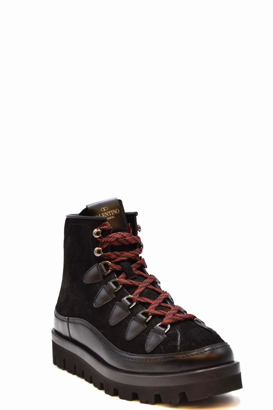 Valentino Garavani Stivaletti Codice prodotto: NY2S0A04 QVA Only for today