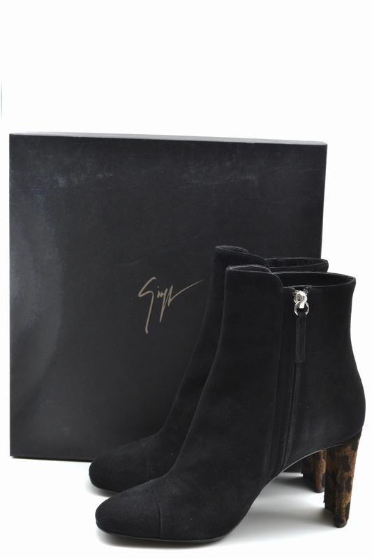 Giuseppe Zanotti Stivali Codice prodotto: I770032 Sconti VIP