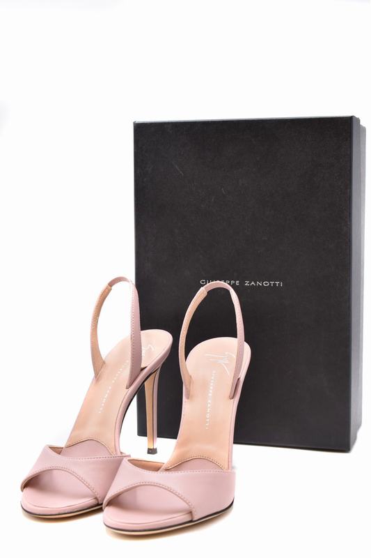 Giuseppe Zanotti Sandali Codice prodotto: E300018 Grandi sconti