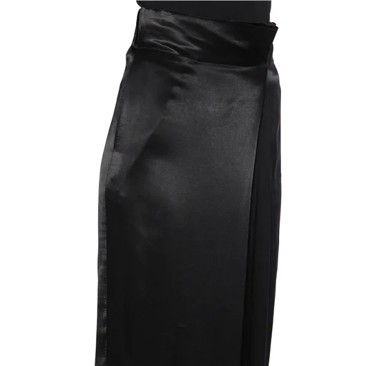 NU PANTALONE LARGO A VITA ALTA Offerte