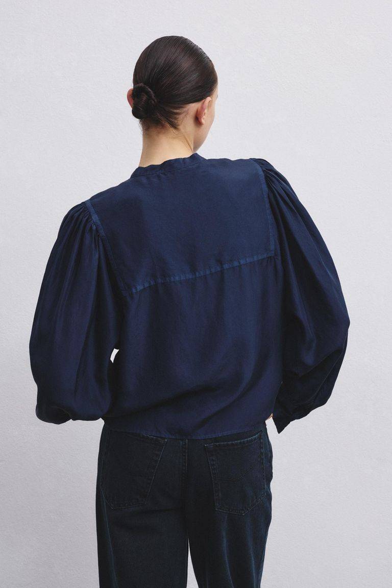 Pomandere Camicia con plastron in habutai Italia