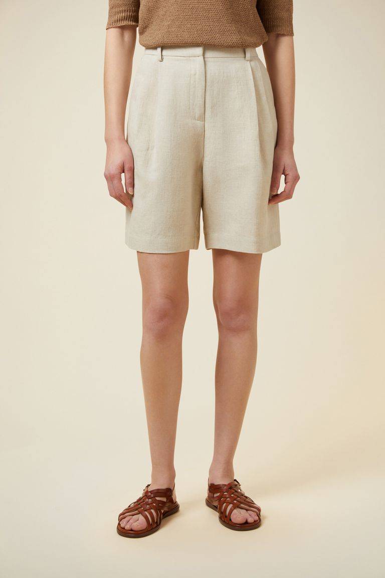 Pomandere Shorts con pinces Limitato a 3 giorni