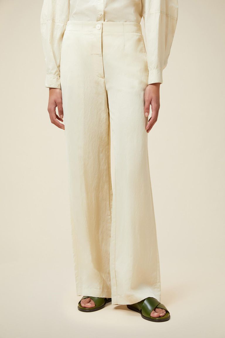 Pomandere Pantalone con gamba leggermente ampia Comprane uno, ottenene uno gratis