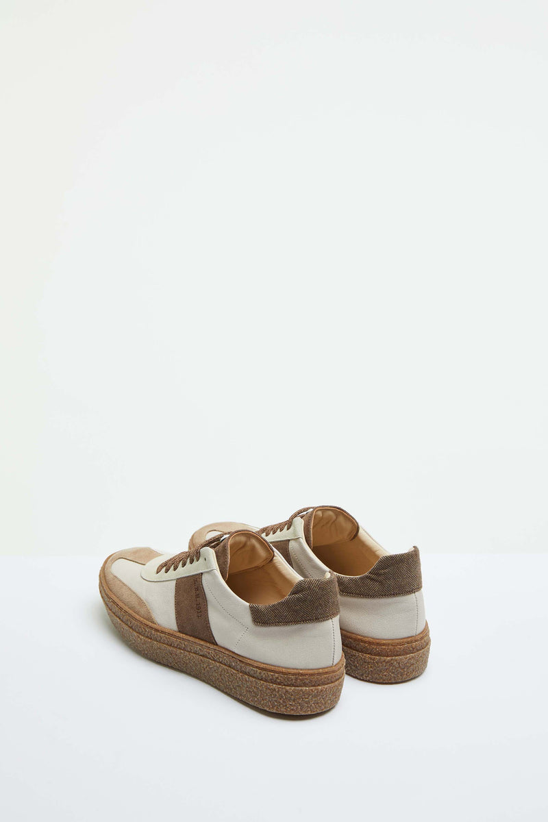 Lubiam Sneaker stringate beige con dettagli in contrasto Sneaker stringate beige con dettagli in contrasto Vendita Calda
