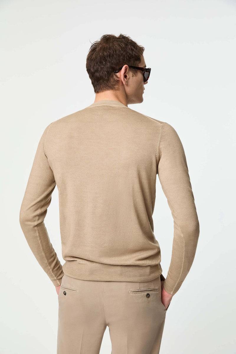 Lubiam Maglia girocollo leggera tinto capo beige Maglia girocollo leggera tinto capo beige Offerta Pasqua