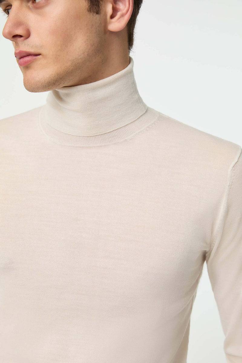 Lubiam Maglia girocollo ultralight bianco latte Maglia girocollo ultralight bianco latte Enormi risparmi
