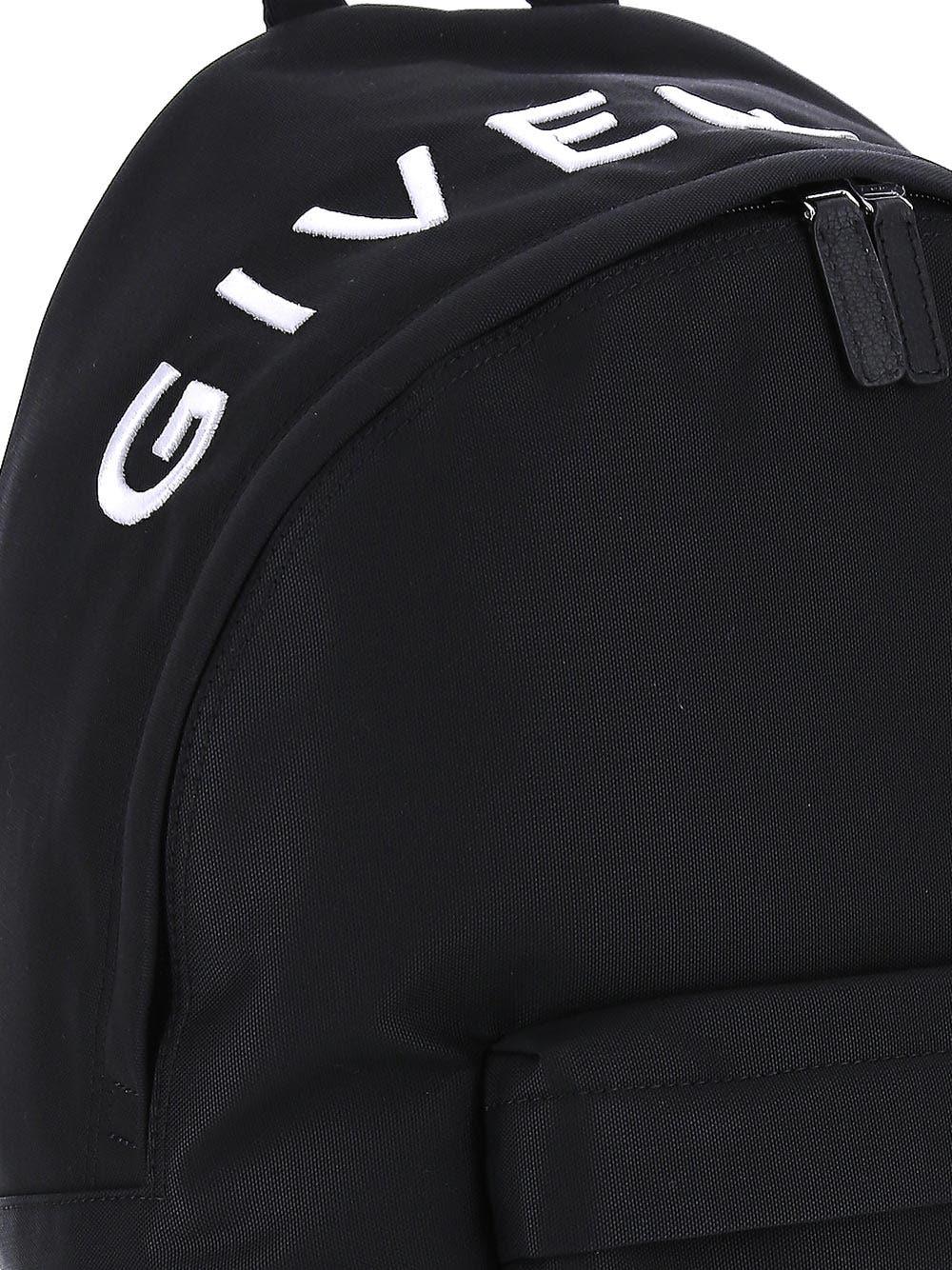 Oluxury Givenchy Essentiel U Backpack Consegna Veloce
