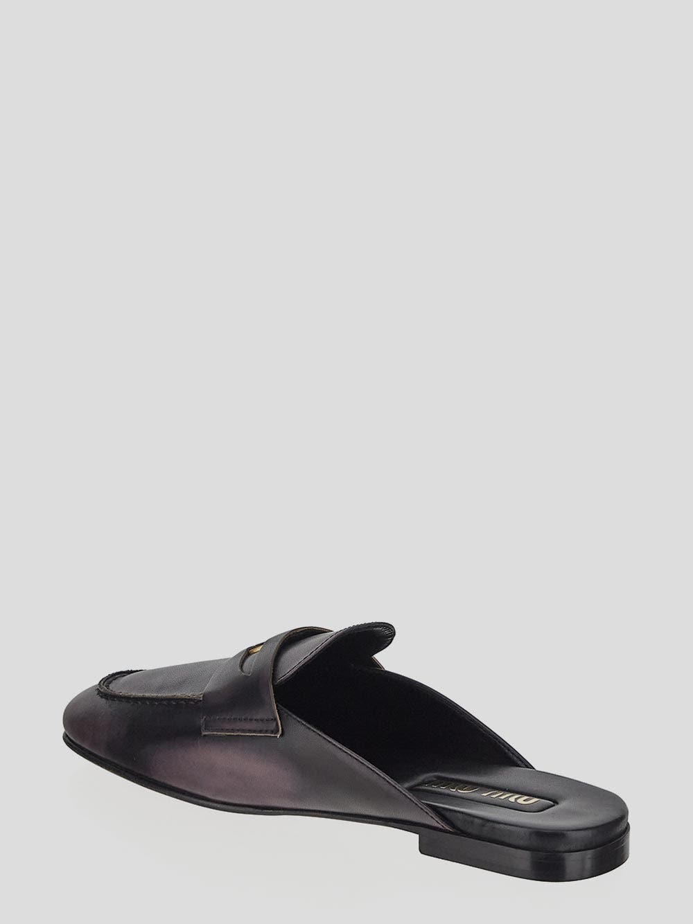 Oluxury Miu Miu loafers Qualità
