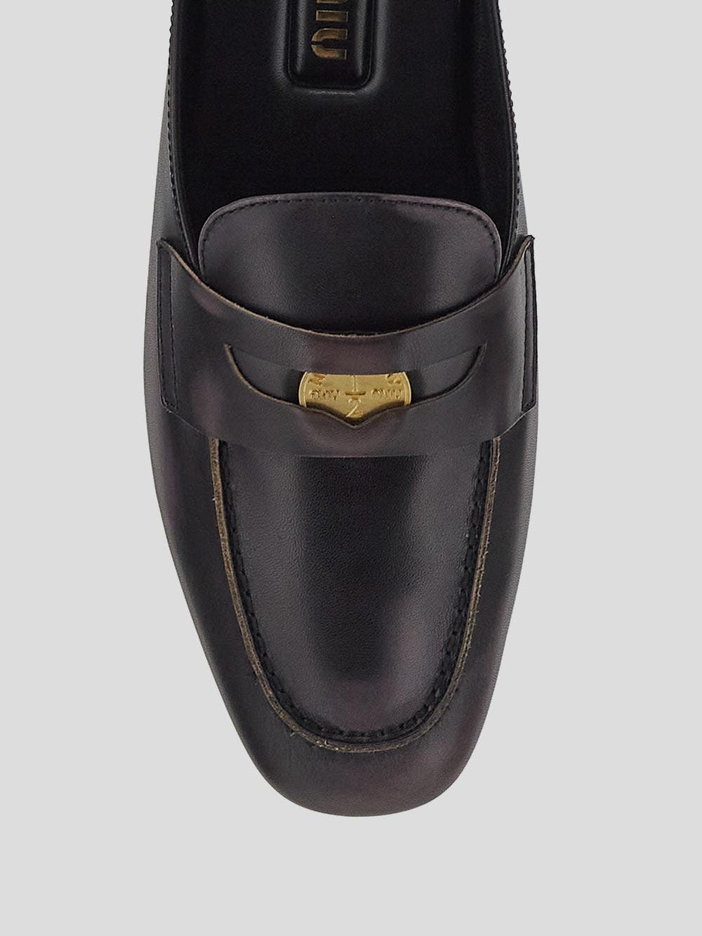 Oluxury Miu Miu loafers Qualità
