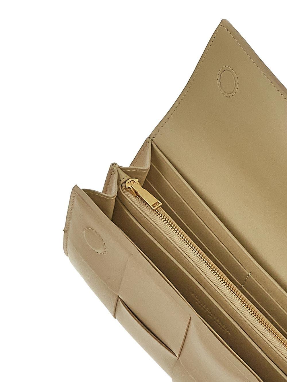 Oluxury Bottega Veneta Intreccio Wallet ACQUISTA ORA