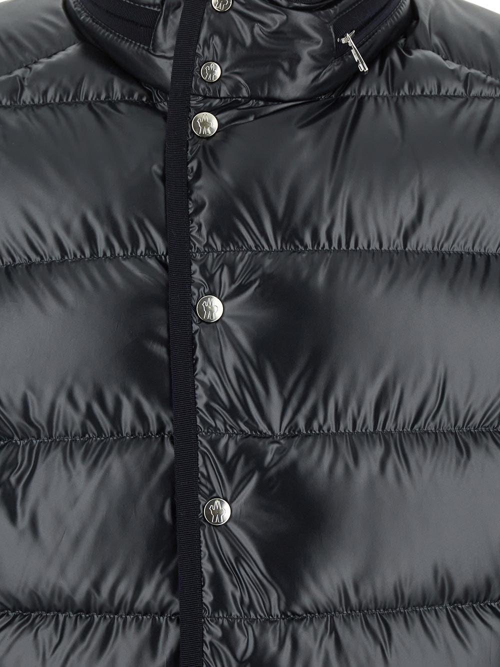 Oluxury Moncler Gourette Jacket Comprane uno, ottenene uno gratis