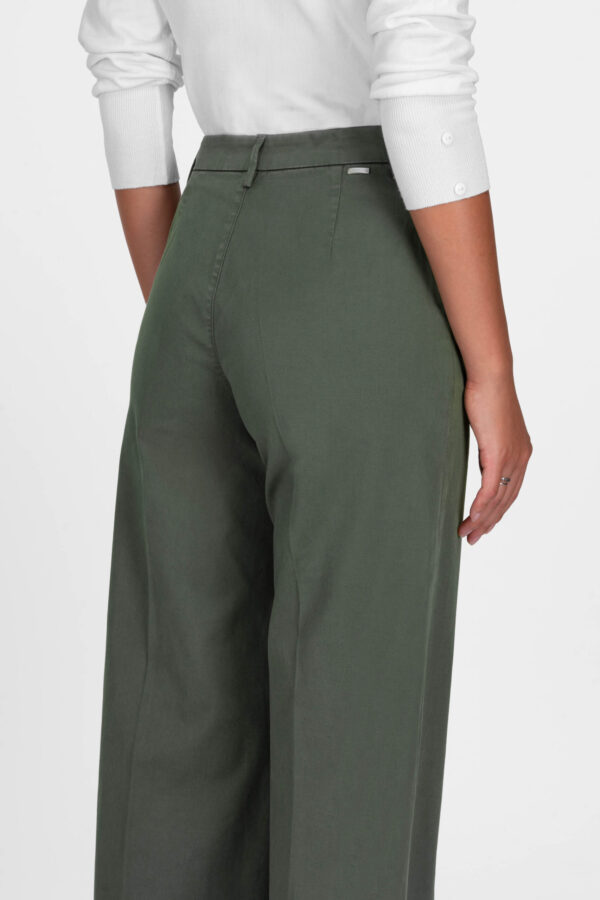 Sartoria Tramarossa PANTALONE AMELIA WIDE LEG IN GABARDINA DI COTONE VERDE Qualità