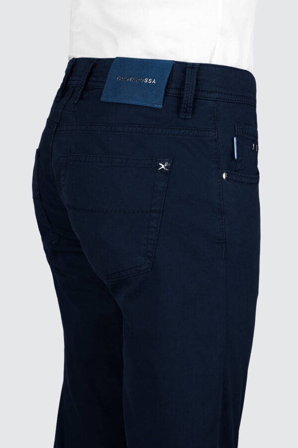 Sartoria Tramarossa PANTALONE LEONARDO BUTTONS REGULAR IN BULL DI COTONE BLU SCURO Fino Al -60%
