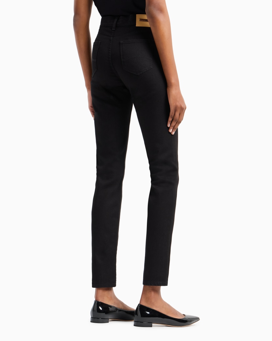 The world of armani PANTALONI 5 TASCHE SLIM FIT IN COTONE STRETCH Prezzo Ridotto