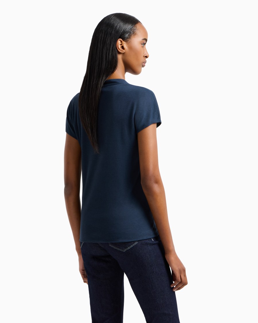 The world of armani TOP CON SCOLLO A V Prezzo Ridotto