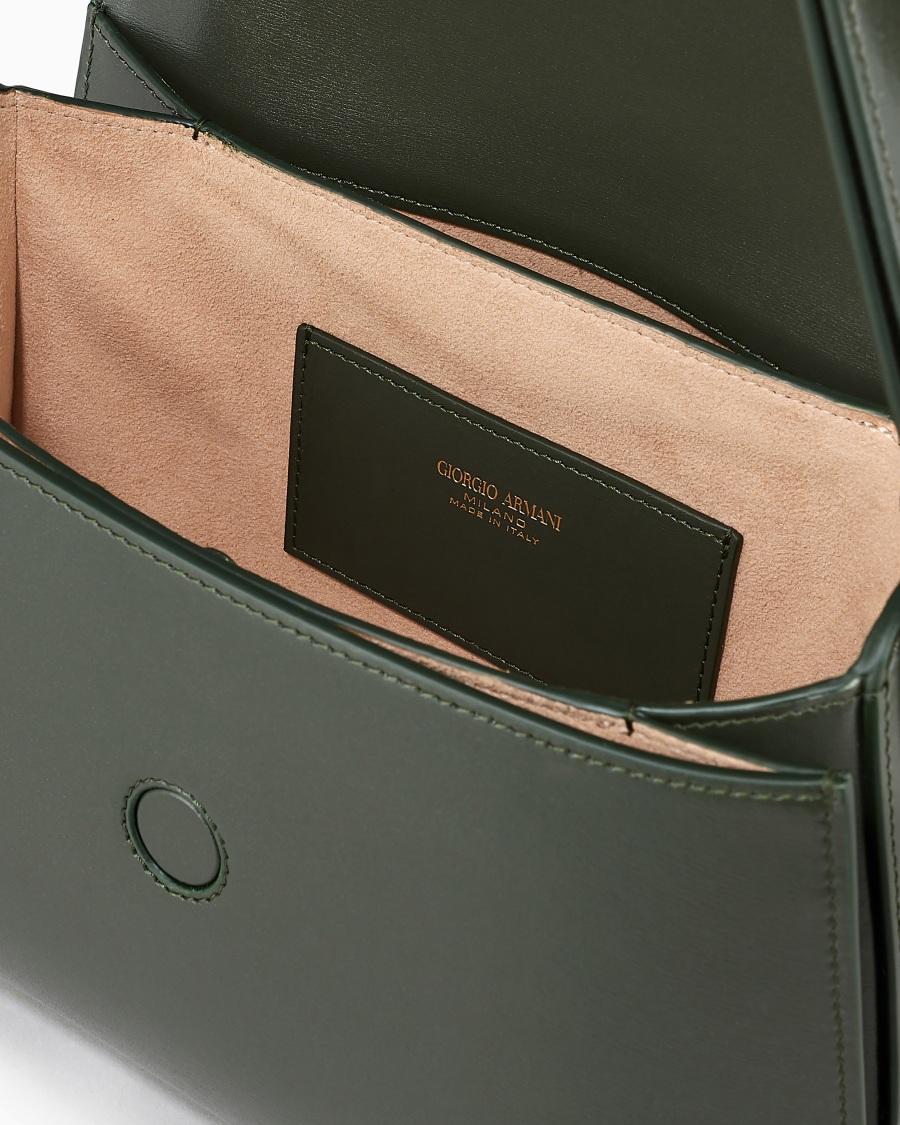 The world of armani BORSA MEDIA LA PRIMA IN PELLE PALMELLATA Offerte